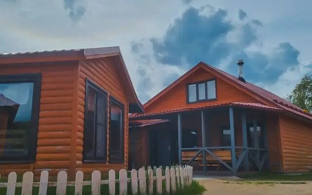 Семейно-Туристический загородный клуб Карамелькино Коттедж 1