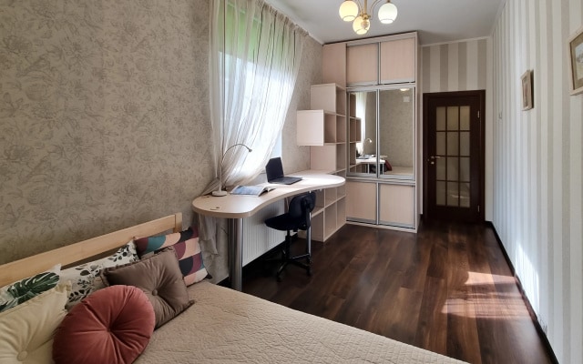 LovelyHome39|Трёхкомнатные Апартаменты район Амалиенау