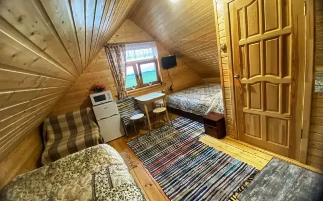 Частный дом у реки Камeнкa
