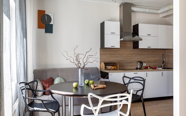 Квартира у клиники МЧС Piter Apartments (парковка, кондиционер)