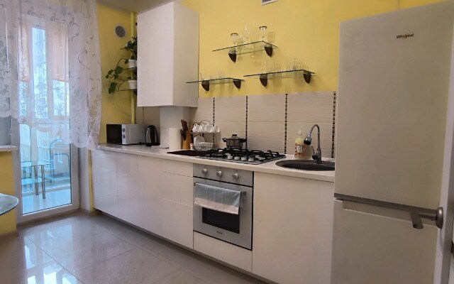 Solnechnaya Kvartira Na Cuzdalskoy Apartments