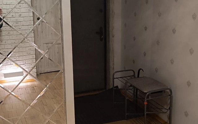 Квартира 3-ех комнатная в 5-тм минутах пешком от метро