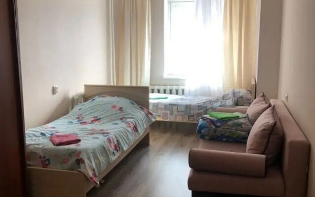 Квартира Трёхкомнатная на Космонавтов 15