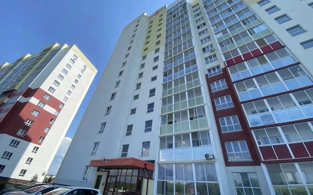 Квартира Сибирь House в новом доме рядом с теннисным кортом и парком