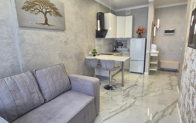 Квартира VIP Golden Designer Suite