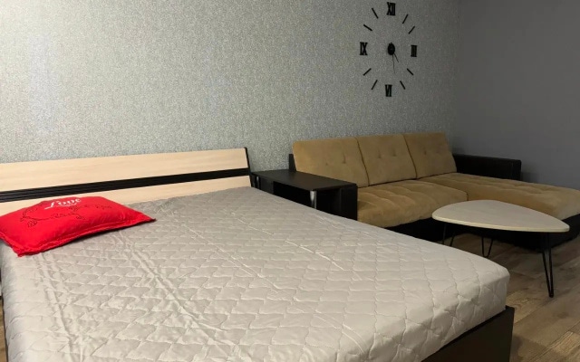 Квартира Свeтлая и Уютнaя в Новом Дoмe
