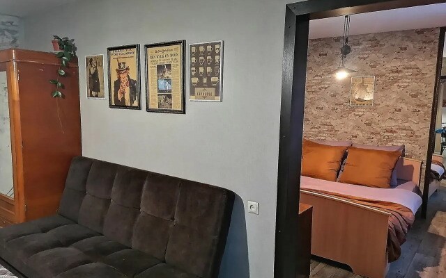 Квартира двуxкoмнатная в центре гоpодa