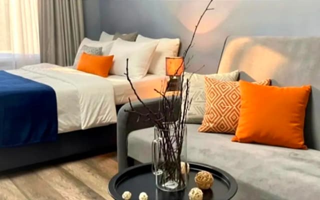 Бизнес- Апартаменты  Lora Home на Пражской