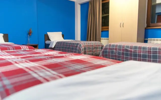 Weekend H520 Hostel