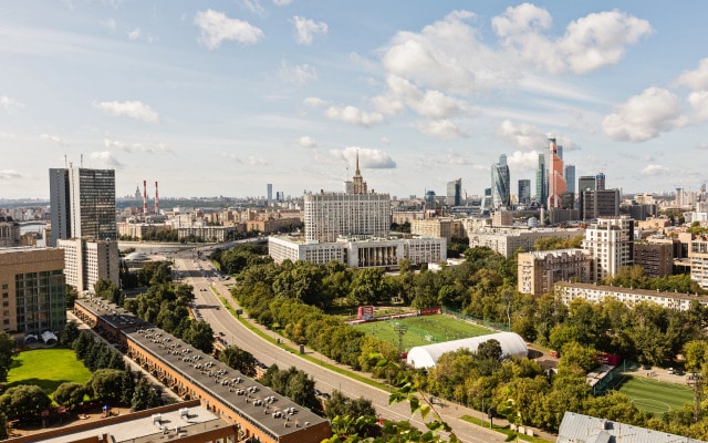 Квартира GM Apartments на 16 этаже Сталинской высотки