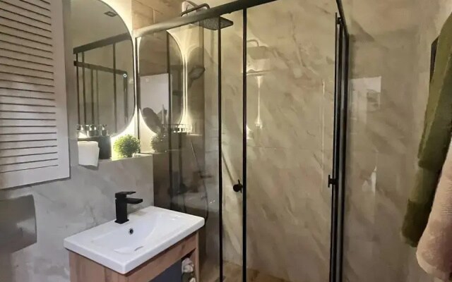 Квартира студия 2 комнаты в самом сердце Рыбинска на Набережной Волги