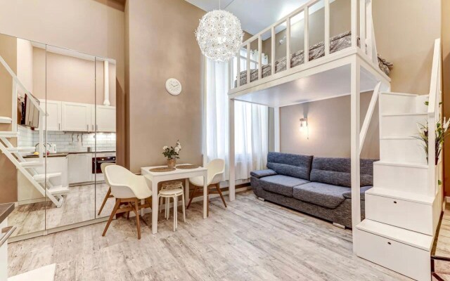 Апартаменты SweetHome на Мойке 40