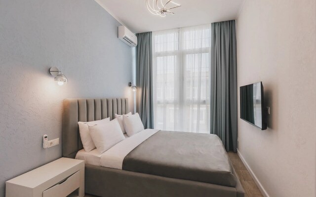Апартаменты Red Apartments Арт Лайт Сити Хелен