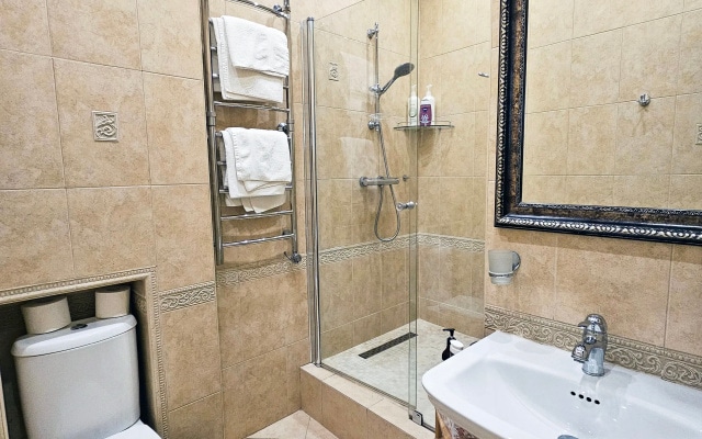 Апартаменты Life Inn near Hermitage