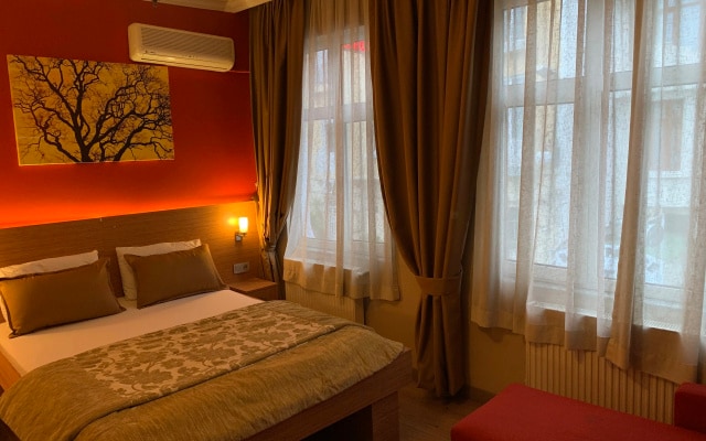 Antique Hostel