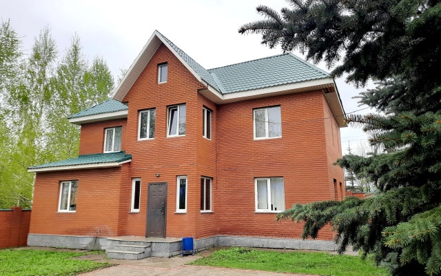 Гостевой дом Red house by Castro