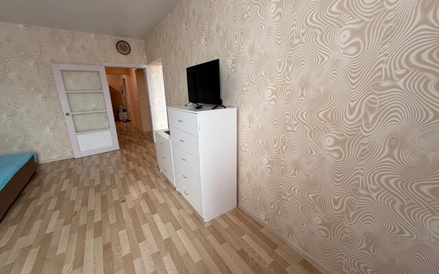 Квартира Уютная двухкомнатная возле Планеты