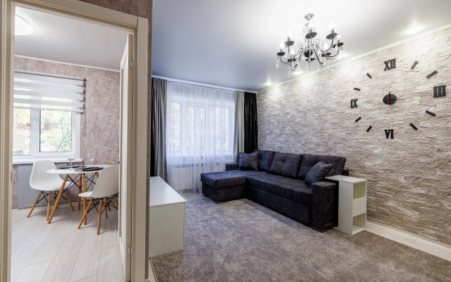 Квартира На Сойфера 19
