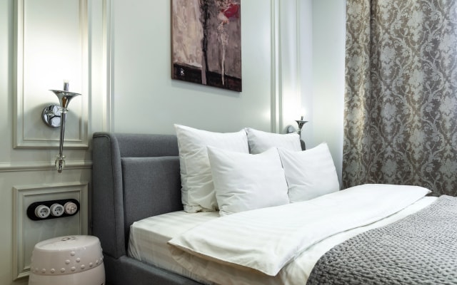 Апартаменты D apartments студия с выходом на террасу 4