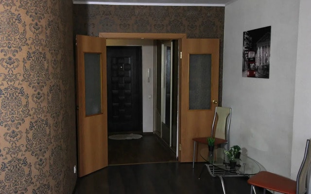 Квартира рядом с Планетой