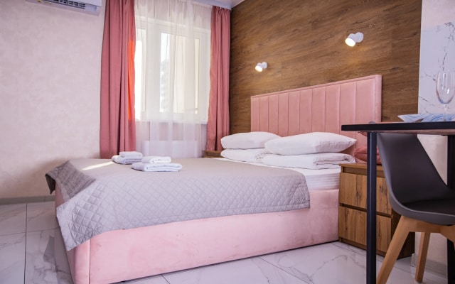 Апартаменты Студия LoveHotelSirius в ЖК бизнес класса Фрукты, Нижнеимеретинская Бухта