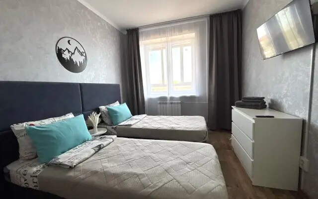Квартира BestHome Двухкомнатная семейная в центре