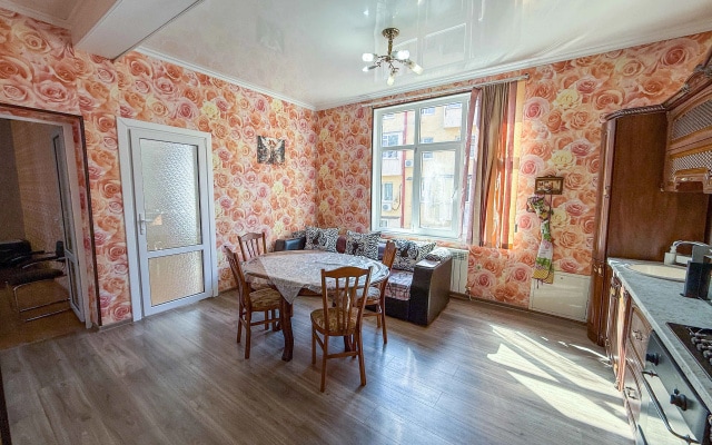 Апартаменты Кирова 125 №3 Альфагид