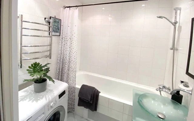 Квартира Top Rooms: Однокомнатная у метро Дубровка