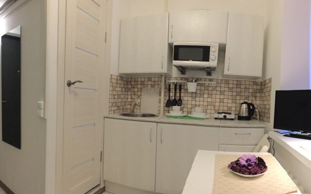 Mikro Studiya Na 12 J Linii Vo Apartments