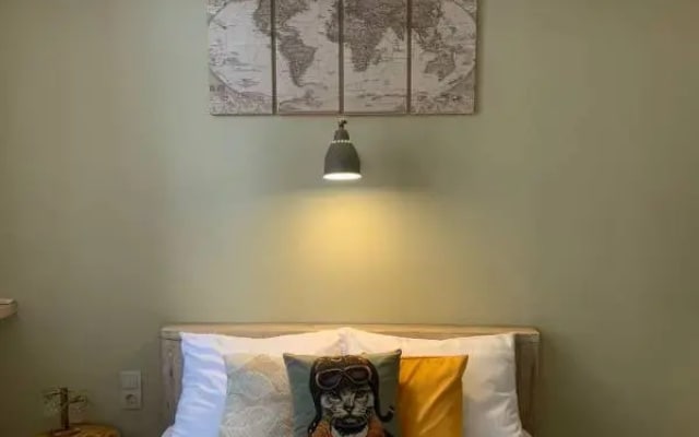 Апартаменты Оливка (150 м от Метро)