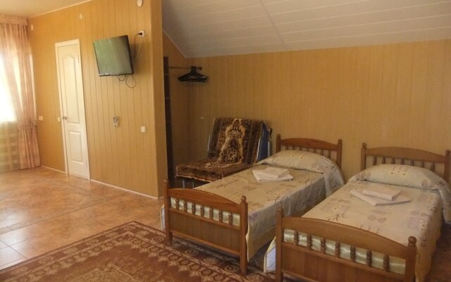 Мебелированные комнаты House on Pervomayskaya