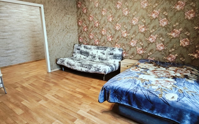 Квартира рядом НГДУ, ТРЦ Бумеранг, Каток