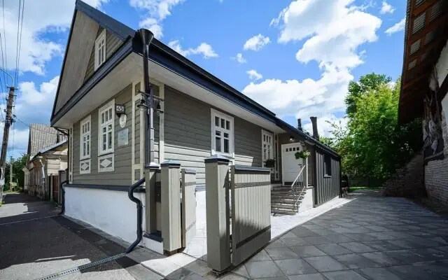 Частный дом Подызбица на улице Гоголя 45