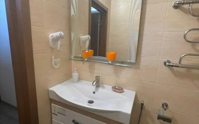 Отель Мотель Майдан