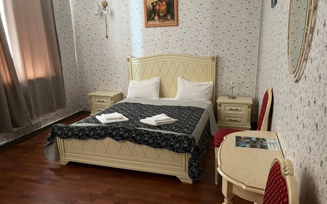 Отель Gavan