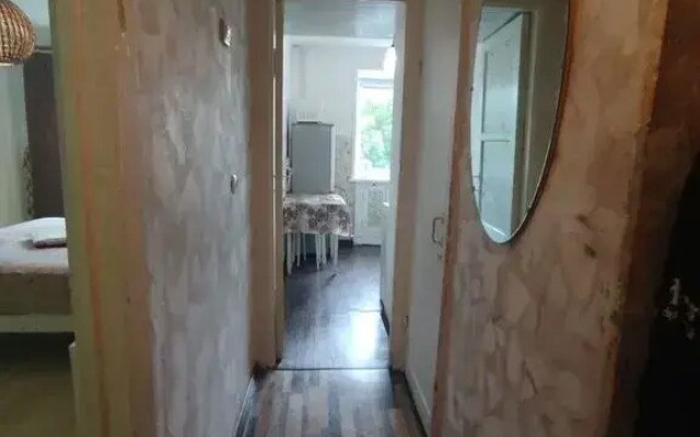 Квартира на Набережной Иртышская 45