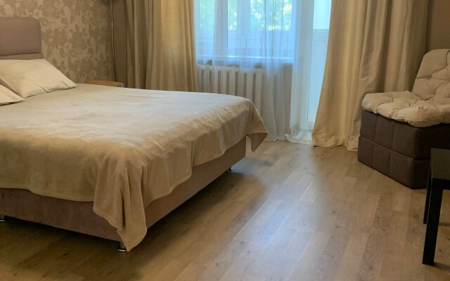 Квартира Улучшенные Апартаменты в Центре