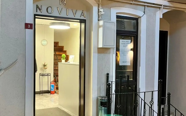 Отель Taksim Noviva