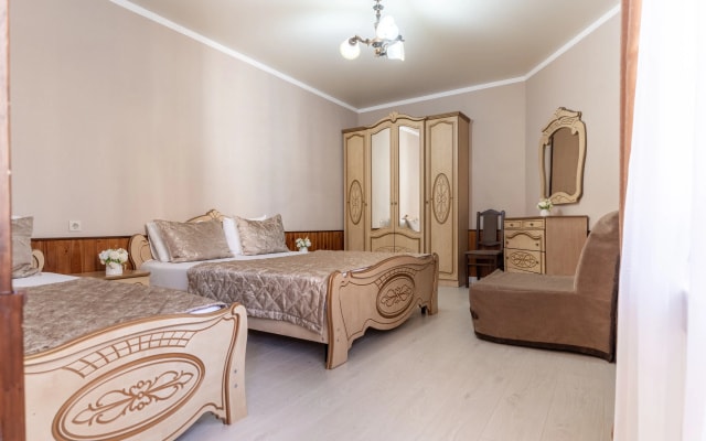 Отель Марэ