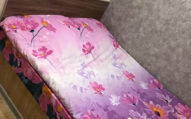 Квартира Двухкомнатная на Крестовой 126