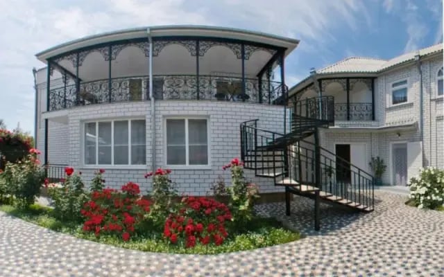Мини-Отель Азария