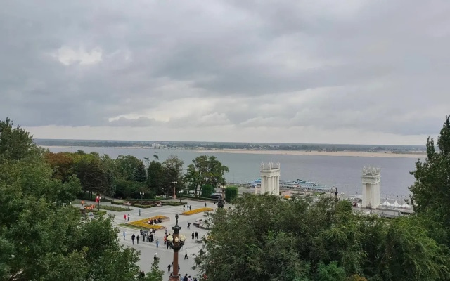 Квартира С Видом На Волгу И Фонтан Дружбы Народов