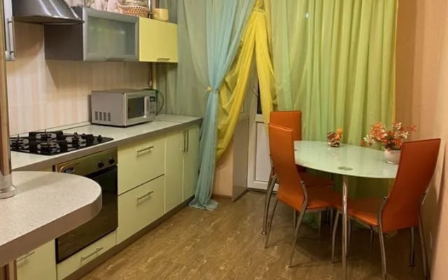 Квартира полнoстью укoмплeктoвaннaя мeбeлью и техникой