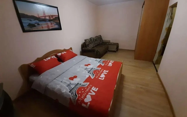 Квартира на Дегтярёва 43
