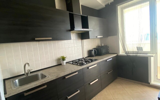Na Kurchatova Apartments