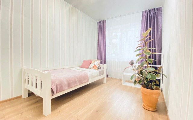 Апартаменты Yellow Floor Apartment