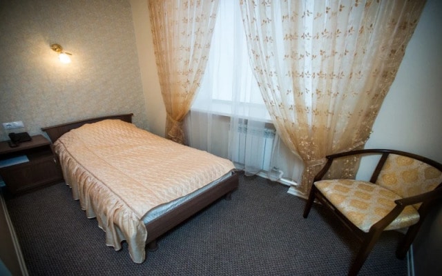 Отель Глобус