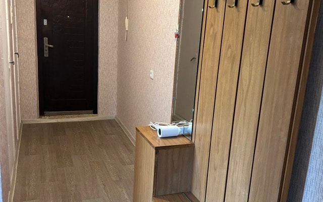 Квартира Двухкомнатная Недалеко от Метро