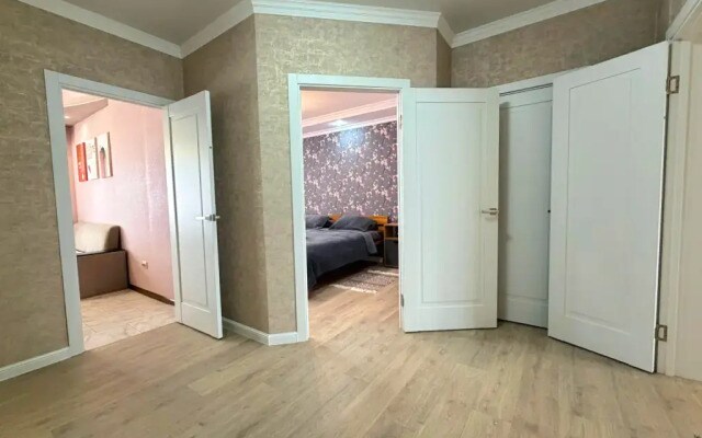 Квартира Огромная 100м² для семьи или компании
