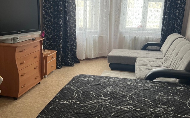 Квартира Героев Самотлора 21